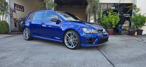 2017 Volkswagen Golf R 4Motion
