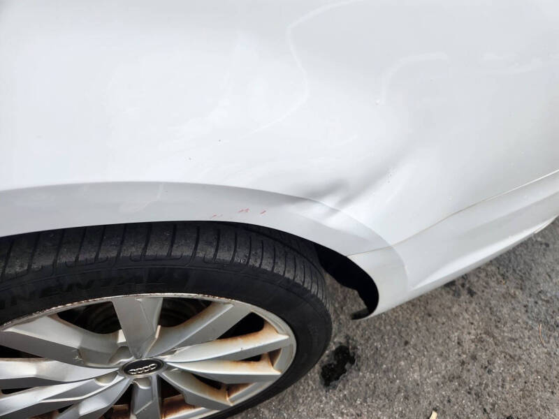 2017 Audi A4 2.0T quattro Premium