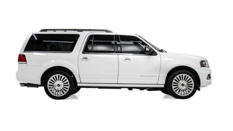 2017 Lincoln Navigator L Select