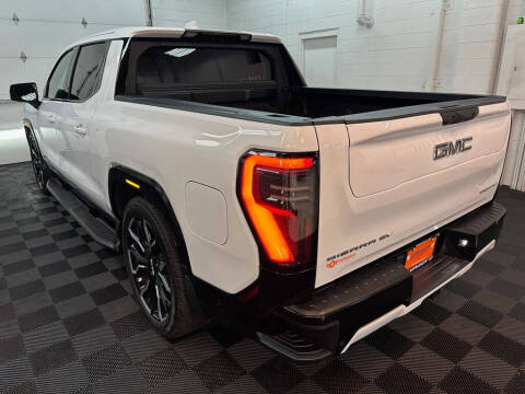 2025 GMC Sierra EV Denali