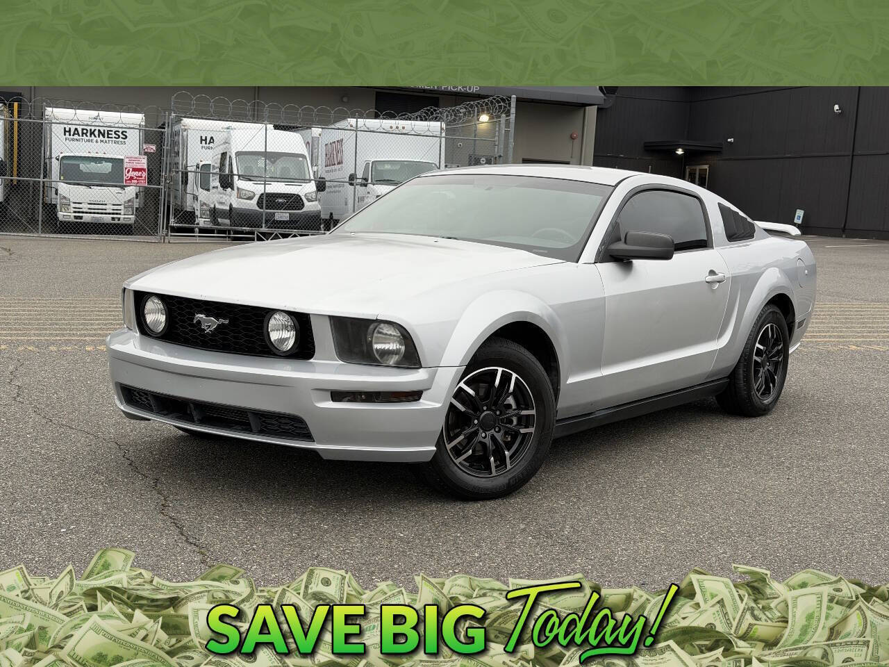 Satin Silver Clearcoat Metallic 2006 Ford Mustang Coupe Rear-Wheel Drive 5-Speed Automatic