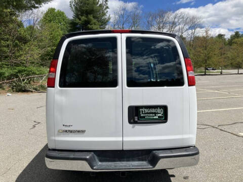 2022 Chevrolet Express 2500