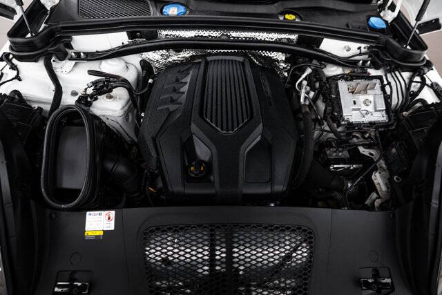 2023 Porsche Macan