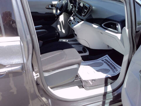 2017 Chrysler Pacifica Touring