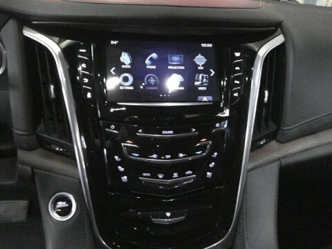 2018 Cadillac Escalade Luxury