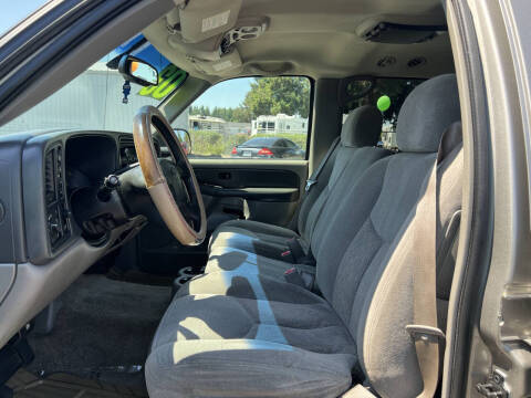 2003 Chevrolet Tahoe LS