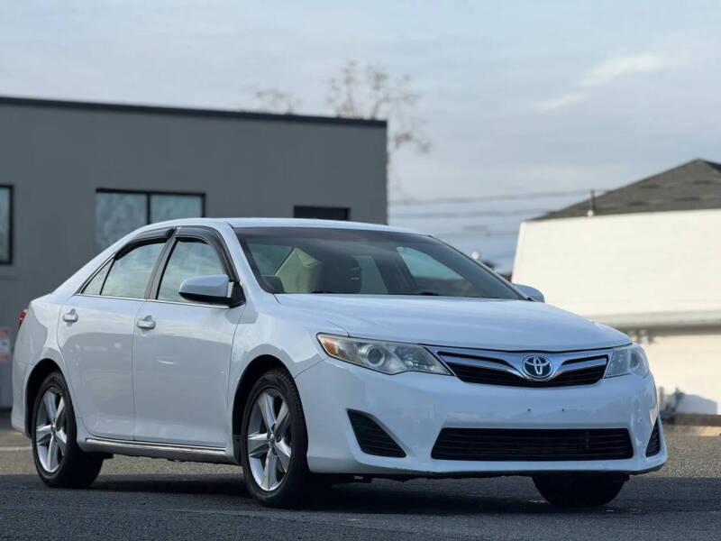 2013 Toyota Camry Hybrid