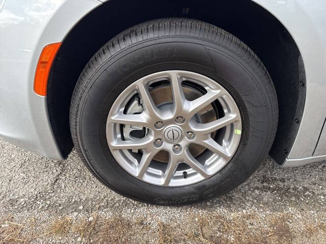 2026 Chrysler Voyager LX