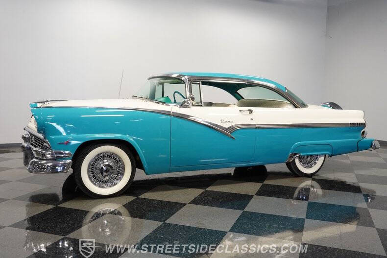 1956 Ford Fairlane