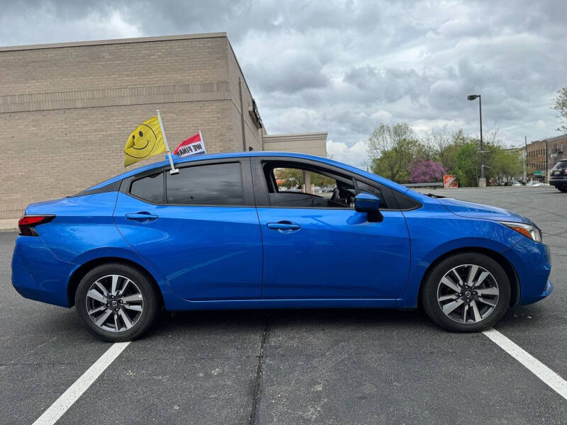 2020 Nissan Versa SV