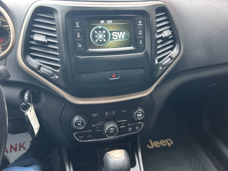 2018 Jeep Cherokee Tech Connect