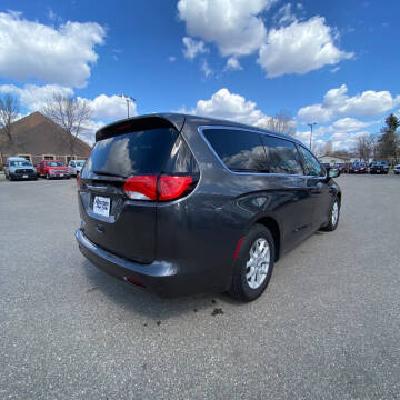 2017 Chrysler Pacifica Touring