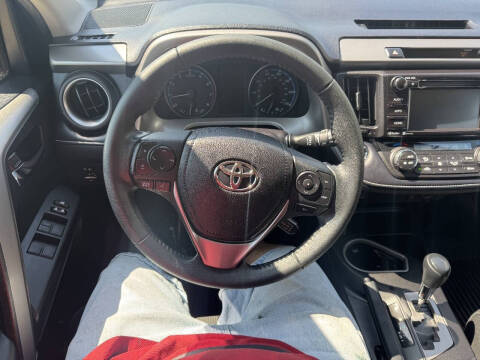 2017 Toyota RAV4 XLE