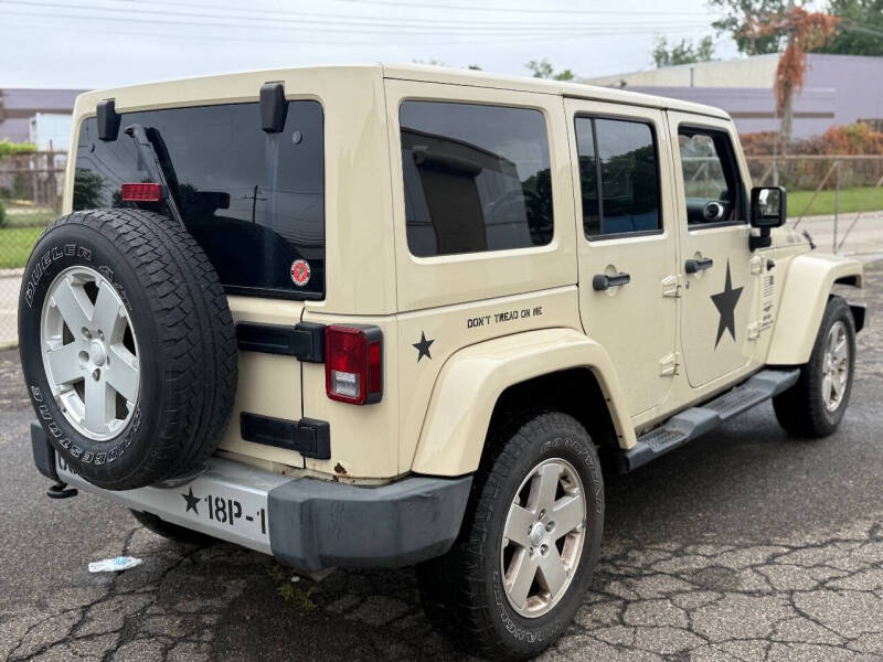 2011 Jeep Wrangler Unlimited Sahara