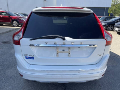 2017 Volvo XC60 T5 Inscription