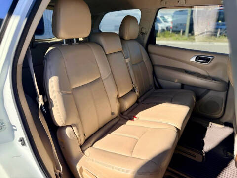 2014 Nissan Pathfinder S