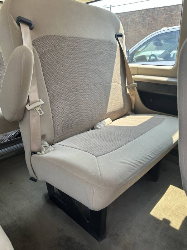 2006 Ford E-Series E-350 SD