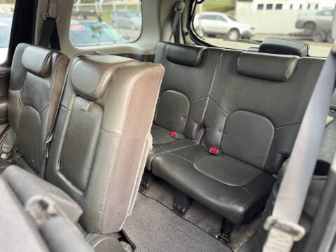 2005 Nissan Pathfinder SE