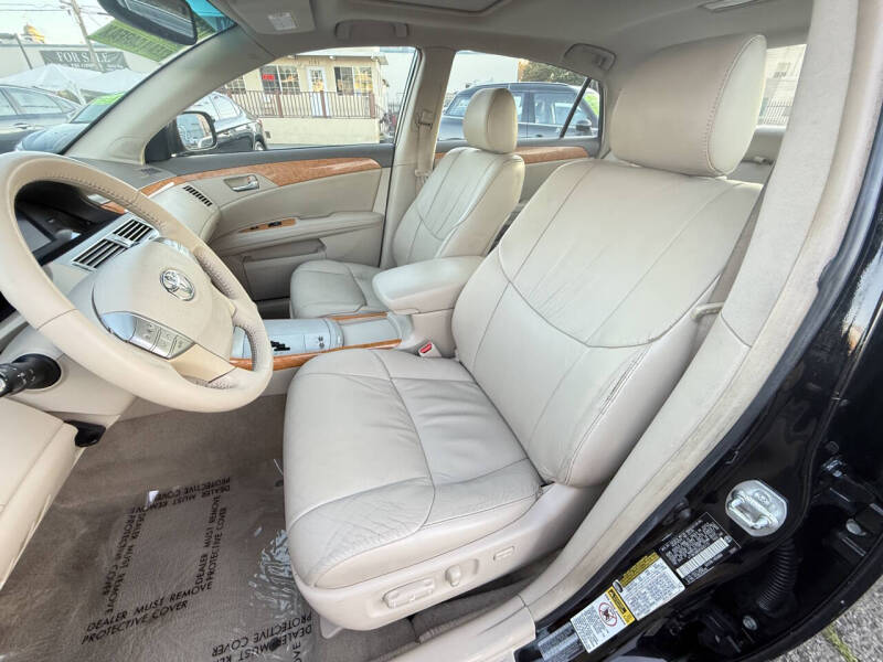 2005 Toyota Avalon XLS