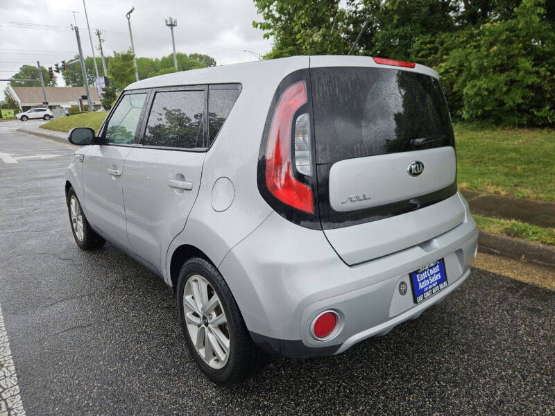 2018 Kia Soul +