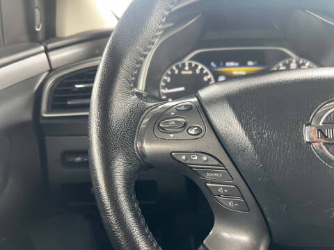 2022 Nissan Murano SV