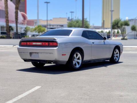 2014 Dodge Challenger SXT