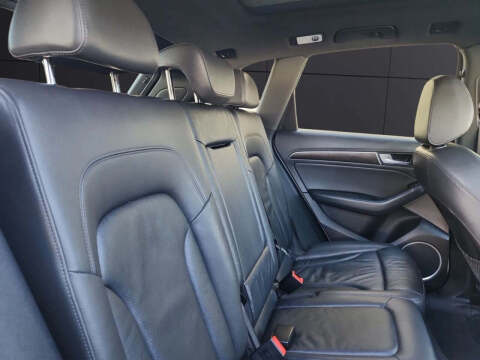 2016 Audi Q5 2.0T quattro Premium Plus