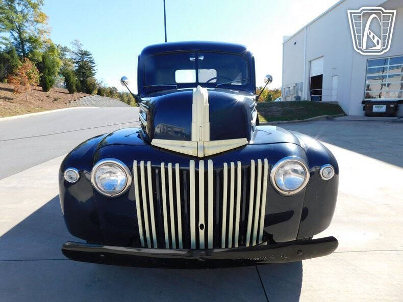 1946 Ford F-100