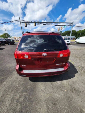 2008 Toyota Sienna