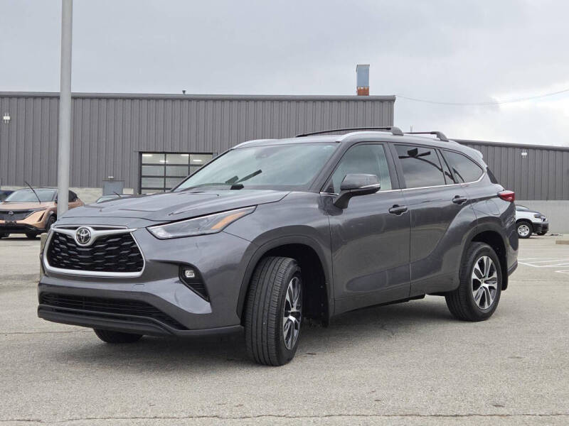 2023 Toyota Highlander XLE