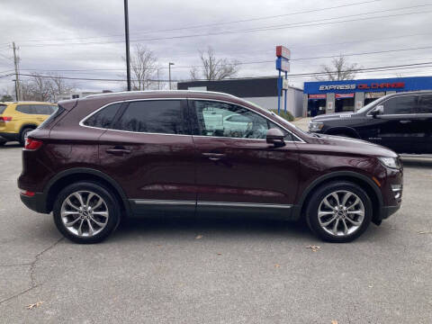 2019 Lincoln MKC Select