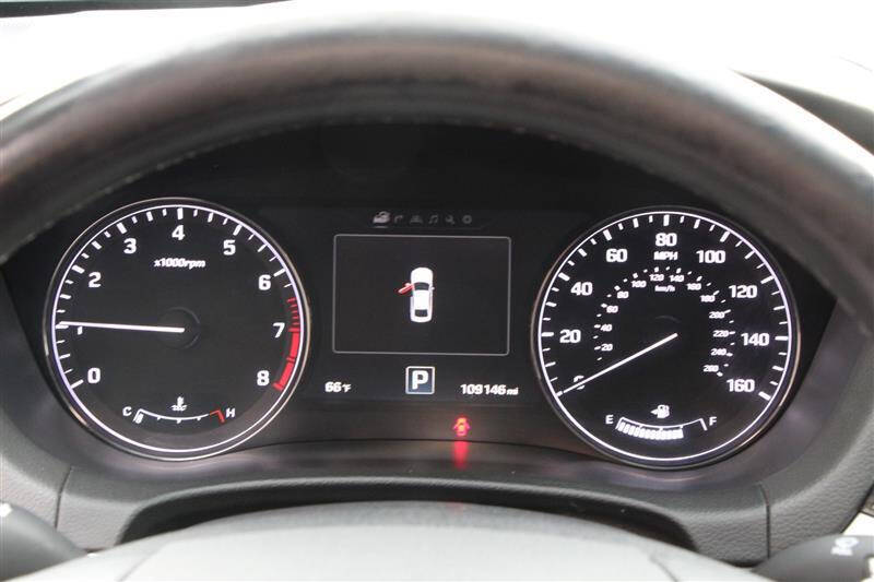 2015 Hyundai Genesis