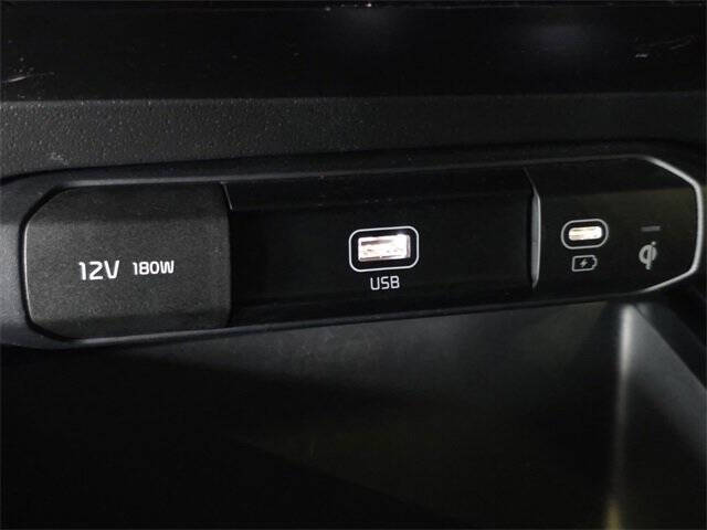 2023 Kia Niro EX Touring