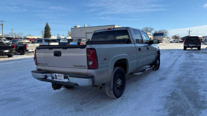 2004 Chevrolet Silverado 2500 LS