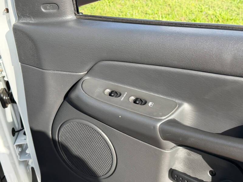 2005 Dodge Ram 2500 SLT