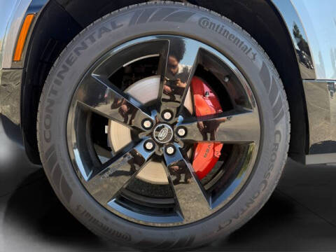 2024 Land Rover Defender 130 P400 X