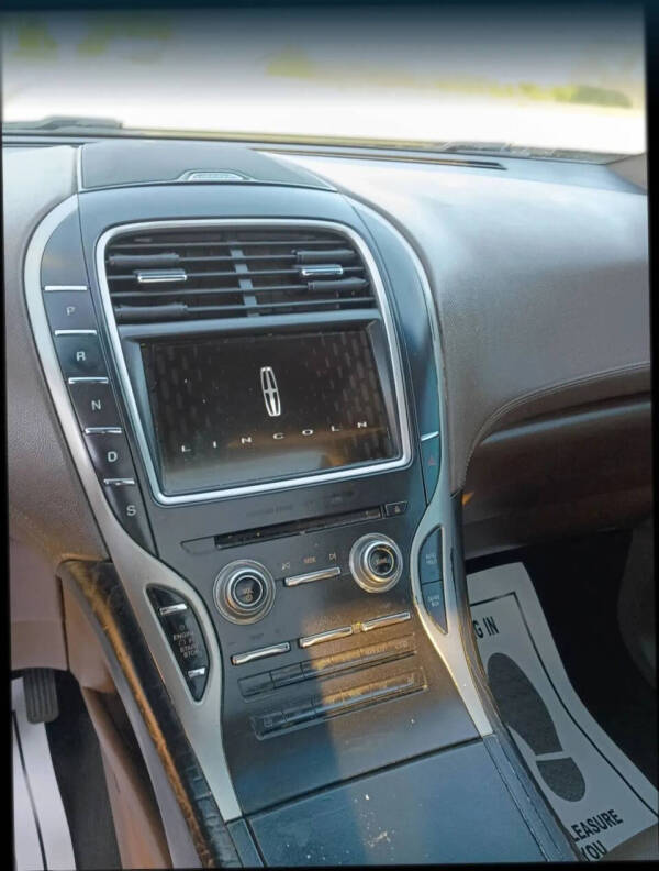 2016 Lincoln MKX Reserve