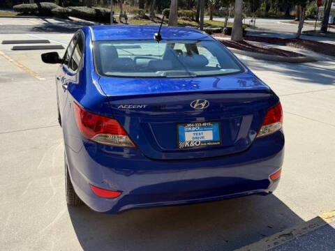 2012 Hyundai Accent GLS