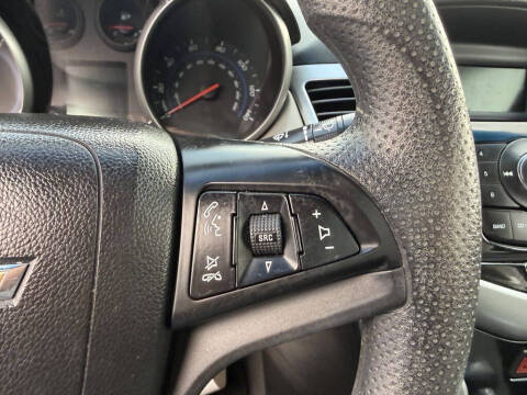 2011 Chevrolet Cruze LS