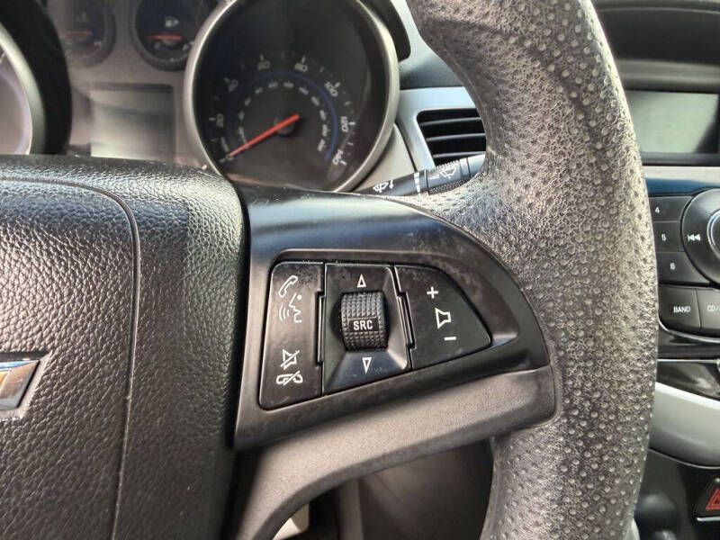 2011 Chevrolet Cruze LS