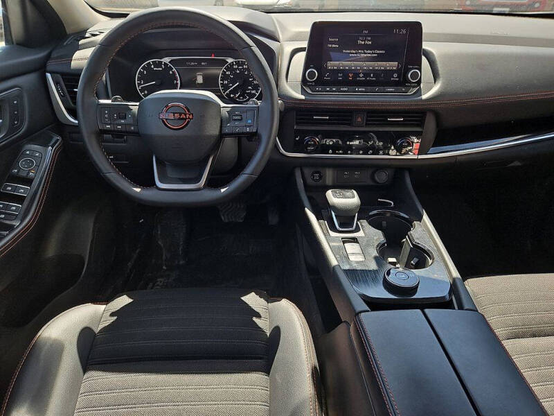 2025 Nissan Rogue Rock Creek