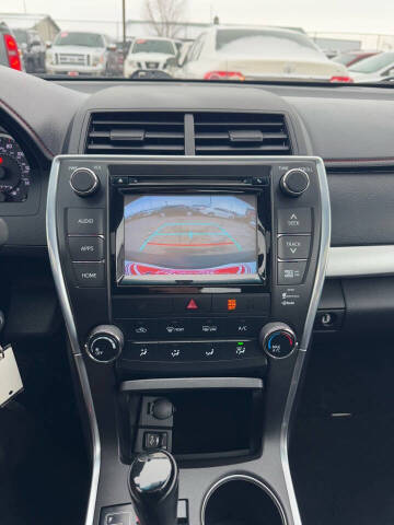 2015 Toyota Camry SE