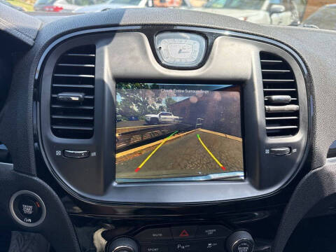 2018 Chrysler 300 S