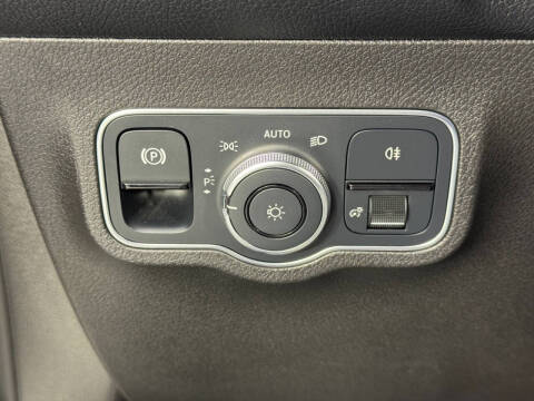 2021 Mercedes-Benz GLB GLB 250