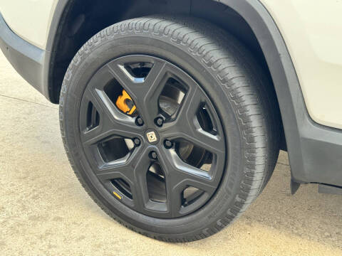 2022 Rivian R1S Launch Edition