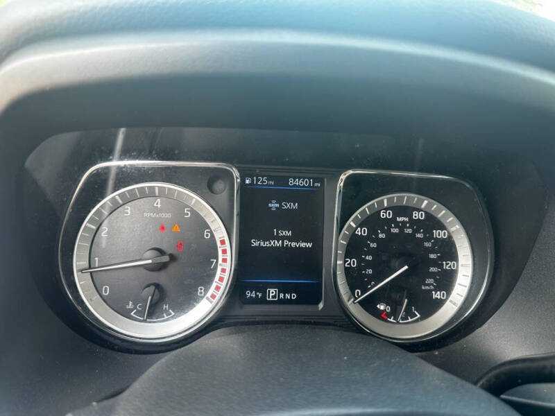 2019 Nissan Titan SV