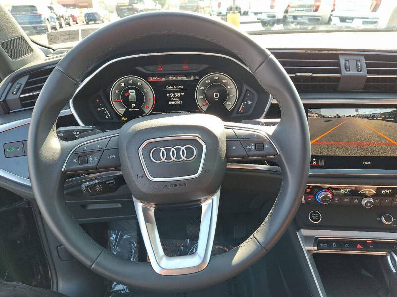 2024 Audi Q3 quattro S line Prem Plus 45 TFSI