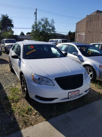 2014 Chrysler 200 LX