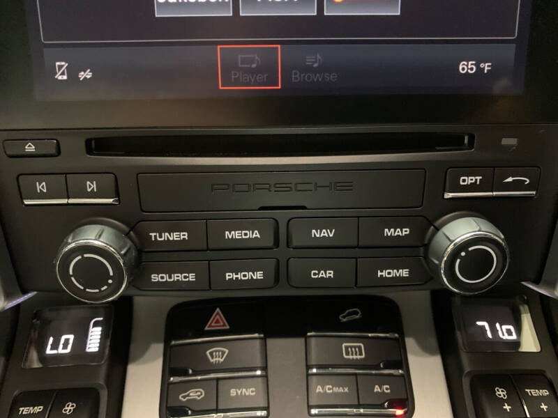 2017 Porsche Cayenne Turbo