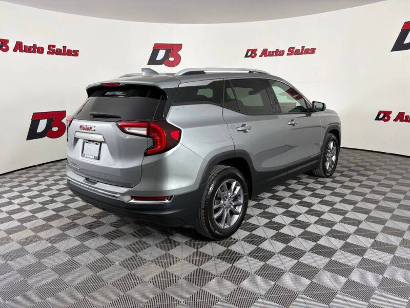 2023 GMC Terrain SLT